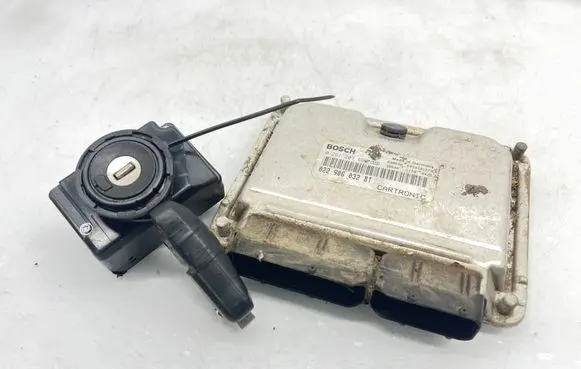 Porsche Cayenne (9PA) Engine control unit/module 0261207696 3DO905865
