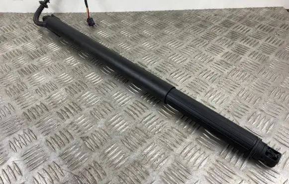 SsangYong Rexton Soft lock spindle drive 7182036000