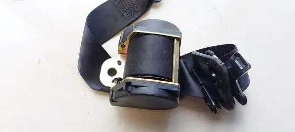 Citroen Xsara Middle seatbelt (rear) 