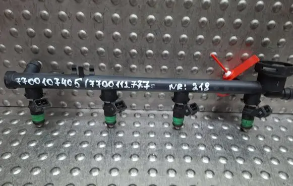 Renault Laguna II Fuel main line pipe S27635218 H028797