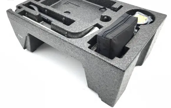 Audi A5 Tool set 8B3012169F 4H0805615A 8W0860282F