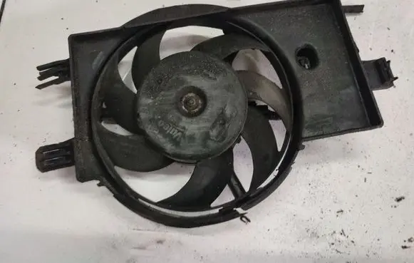 Mazda 3 II Radiator cooling fan shroud ES2006