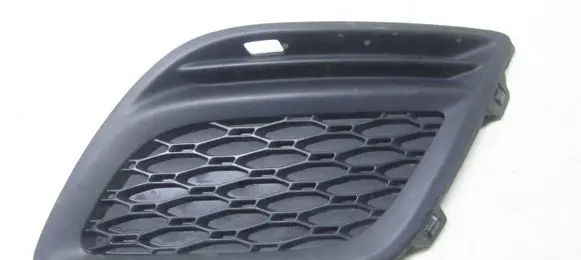 Volvo XC60 Front bumper lower grill 31290657