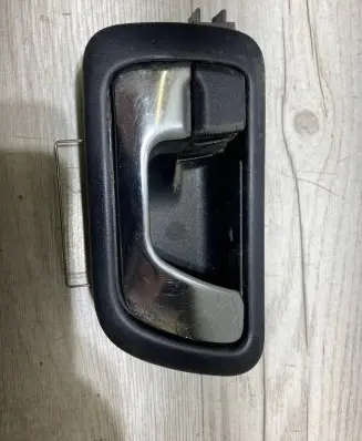 Mitsubishi Pajero Front door interior handle MR43227