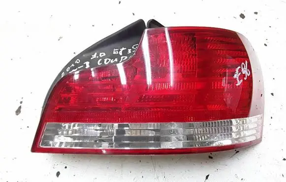 BMW 1 E82 E88 Rear/tail lights 6321486981001 0181157 2VP00961504
