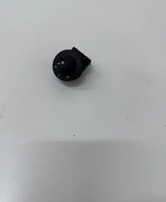 Citroen C3 Wing mirror switch 185526