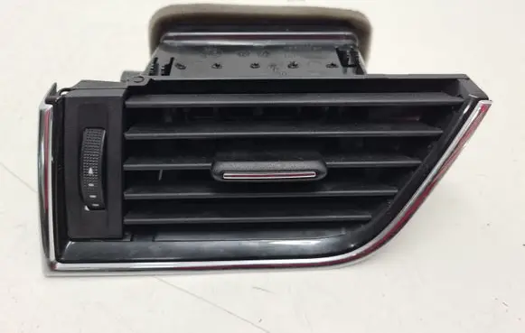 Skoda Octavia Mk3 (5E) Dashboard side air vent grill/cover trim 5E0819701