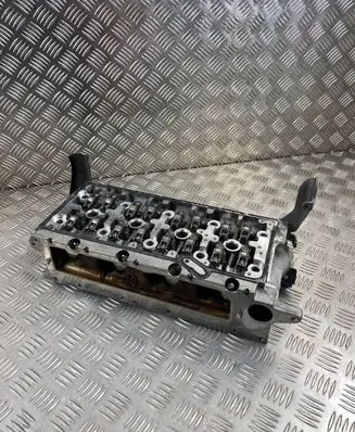 Audi A5 8T 8F Engine head 04l103373E
