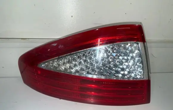 Ford Mondeo MK IV Rear/tail lights 7S7113405A