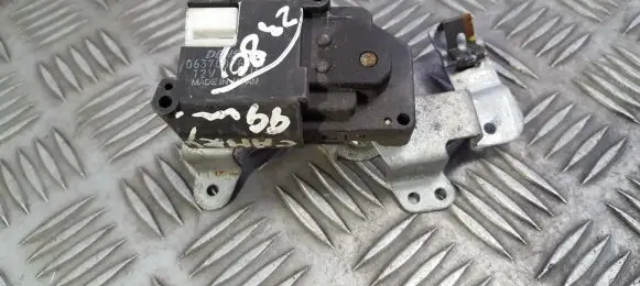 Toyota Camry Air flap motor/actuator 0637006461 063700-6461