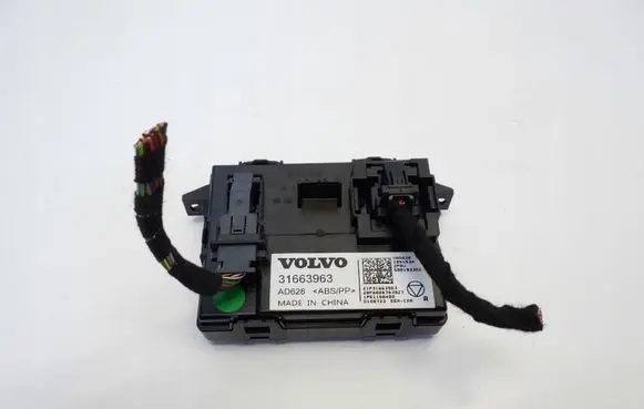 Volvo XC40 Gateway control module 31663963