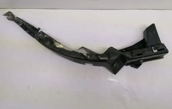Volkswagen PASSAT B5 Front bumper mounting bracket 12593 3B0807050C