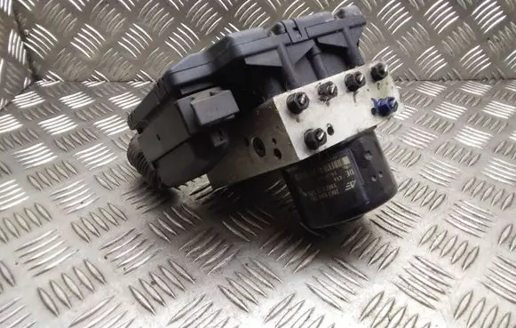 Ford Galaxy ABS Pump 7M3907379B 7M3614111
