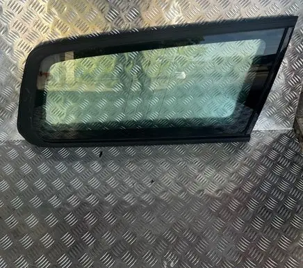 Volvo V70 Rear side window 43R000470