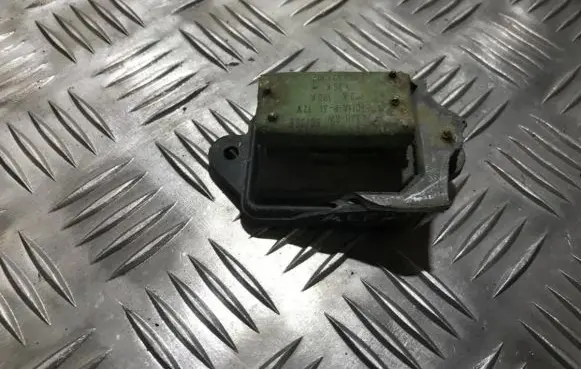 Fiat Bravo - Brava Heater blower motor/fan resistor 040527197 r35k