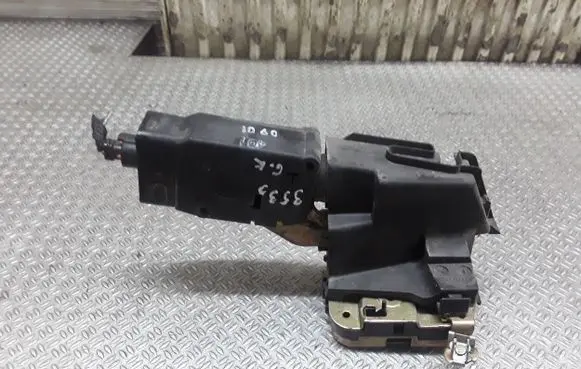 Mitsubishi Space Star Rear door lock