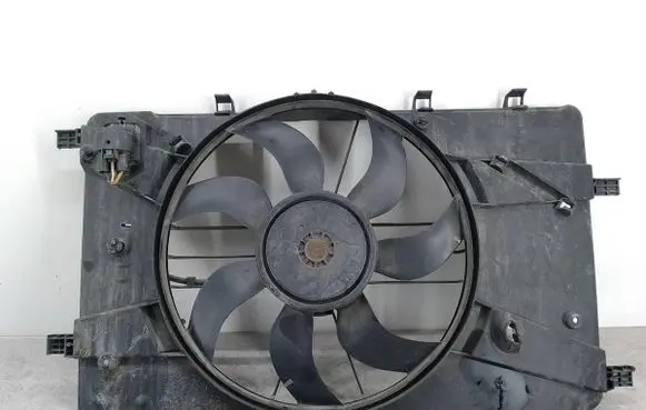 Opel Astra J Electric radiator cooling fan 
