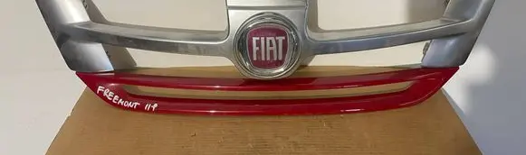 Front bumper upper radiator grill