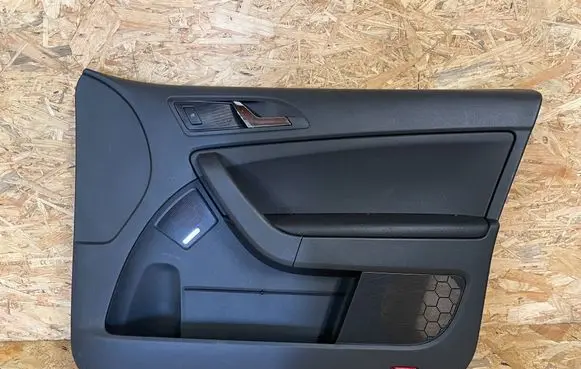 Skoda Yeti (5L) Front door card panel trim 5L1867012