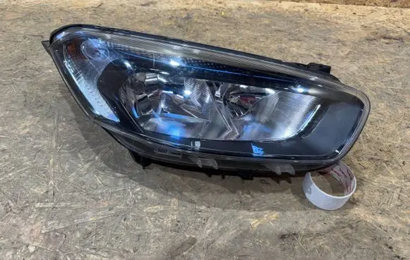 Ford Transit Courier Headlight/headlamp JT76-13W029-CD S2502P078