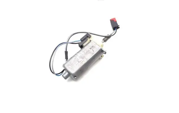 Land Rover Range Rover Sport L494 Steering column adjust motor 0390203251