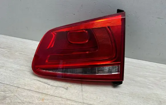 Volkswagen Touareg II Tailgate rear/tail lights 89090274 7P6945094C
