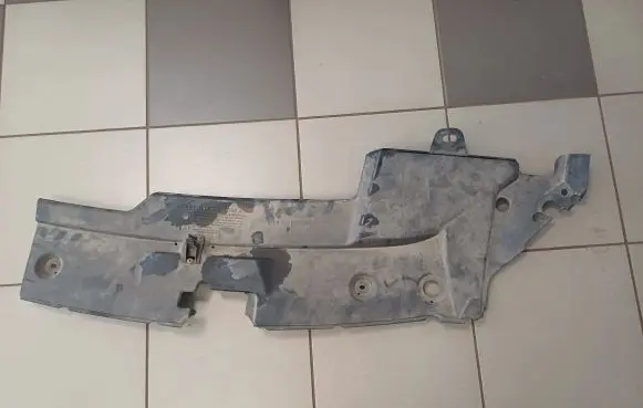 Toyota Avensis T250 Engine bonnet/hood lock trim molding 5314105030