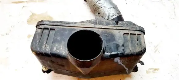 Mazda 323 Air filter box CDRF1G A7DM