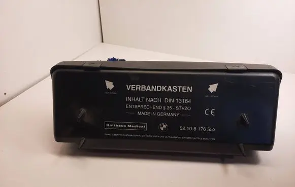 BMW 5 E39 First aid kit 52108176553