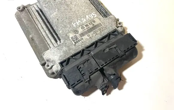 Skoda Octavia Mk2 (1Z) Engine control unit/module 03G906016BD 0281012236