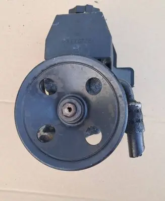 Mercedes-Benz C W202 Power steering pump 0024662901