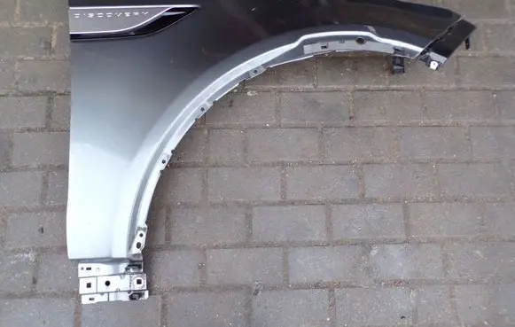 Land Rover Discovery 5 Fender