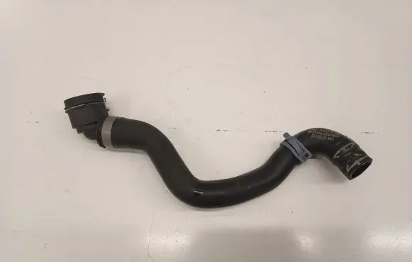 Audi A4 S4 B9 8W Engine coolant pipe/hose 8W0819342Q