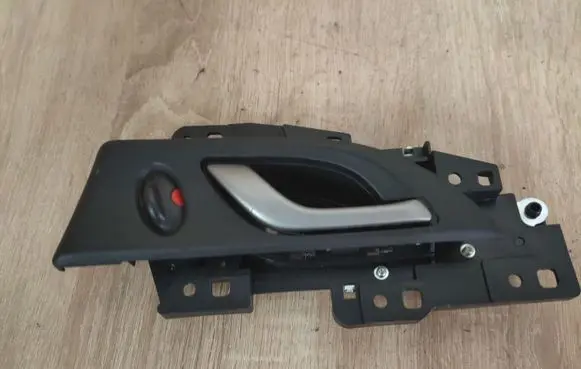 Front door interior handle