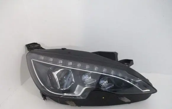 Peugeot 308 Headlight/headlamp 9800546380