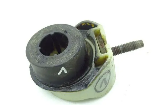 Opel Astra K Muffler mount bracket/holder 13453329