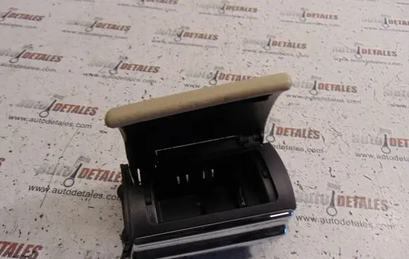 Mercedes-Benz S W221 Rear door ashtray 