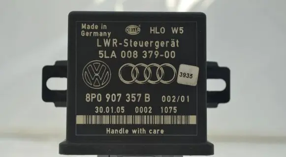 Audi A4 S4 B7 8E 8H Light module LCM 8P0907357B 00021075 5LA00837900