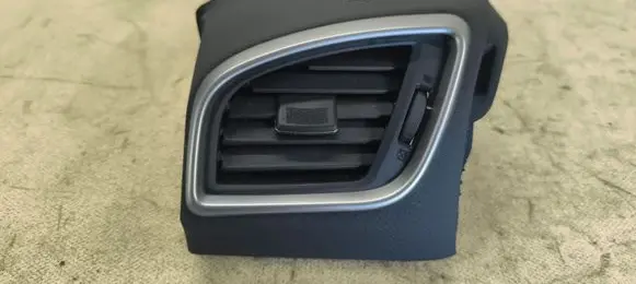 Nissan Murano Z52 Dashboard side air vent grill/cover trim 682R15AA0A