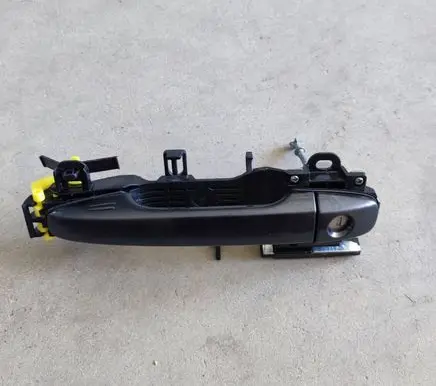 Subaru Outback (BS) Front door exterior handle