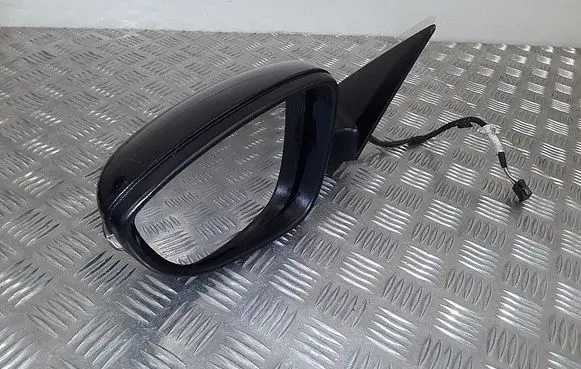 Volkswagen Beetle A5 Front door electric wing mirror E11026658