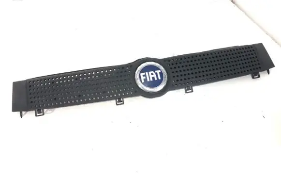 Fiat Panda II Front grill