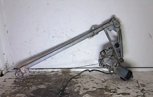 Mercedes-Benz 190 W201 Rear door window regulator with motor 680187930 680187930000 7743001628