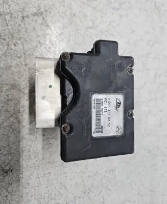Mercedes-Benz C W202 ABS Pump A0034310312