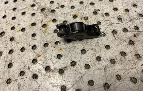 Volkswagen Caddy Valve rocker arm 