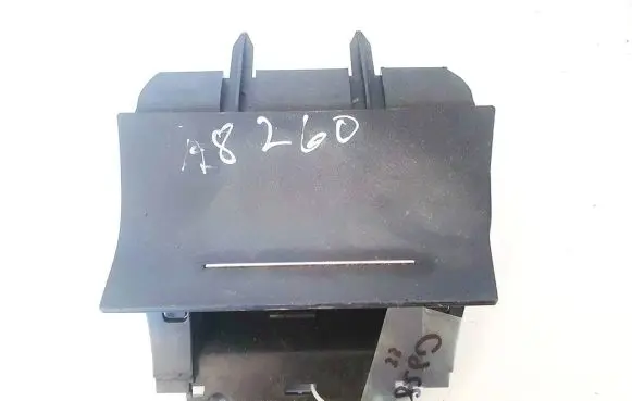 Skoda Octavia Mk2 (1Z) Glove box 1z1863077a 1z1857962b