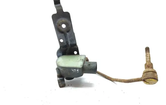 Headlight/headlamp level sensor