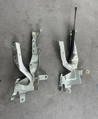 Renault Clio IV Engine bonnet/hood hinges 654011958R 654006253R
