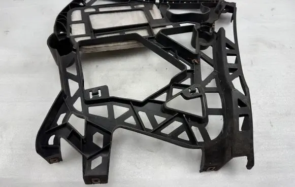 Mercedes-Benz GL X166 Rear bumper mounting bracket A1668800812
