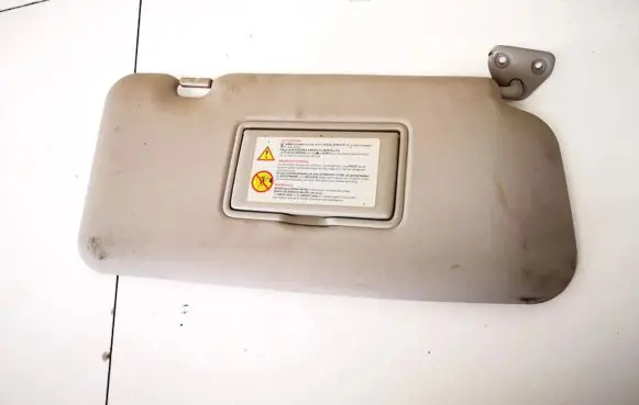 Nissan X-Trail T30 Sun visor